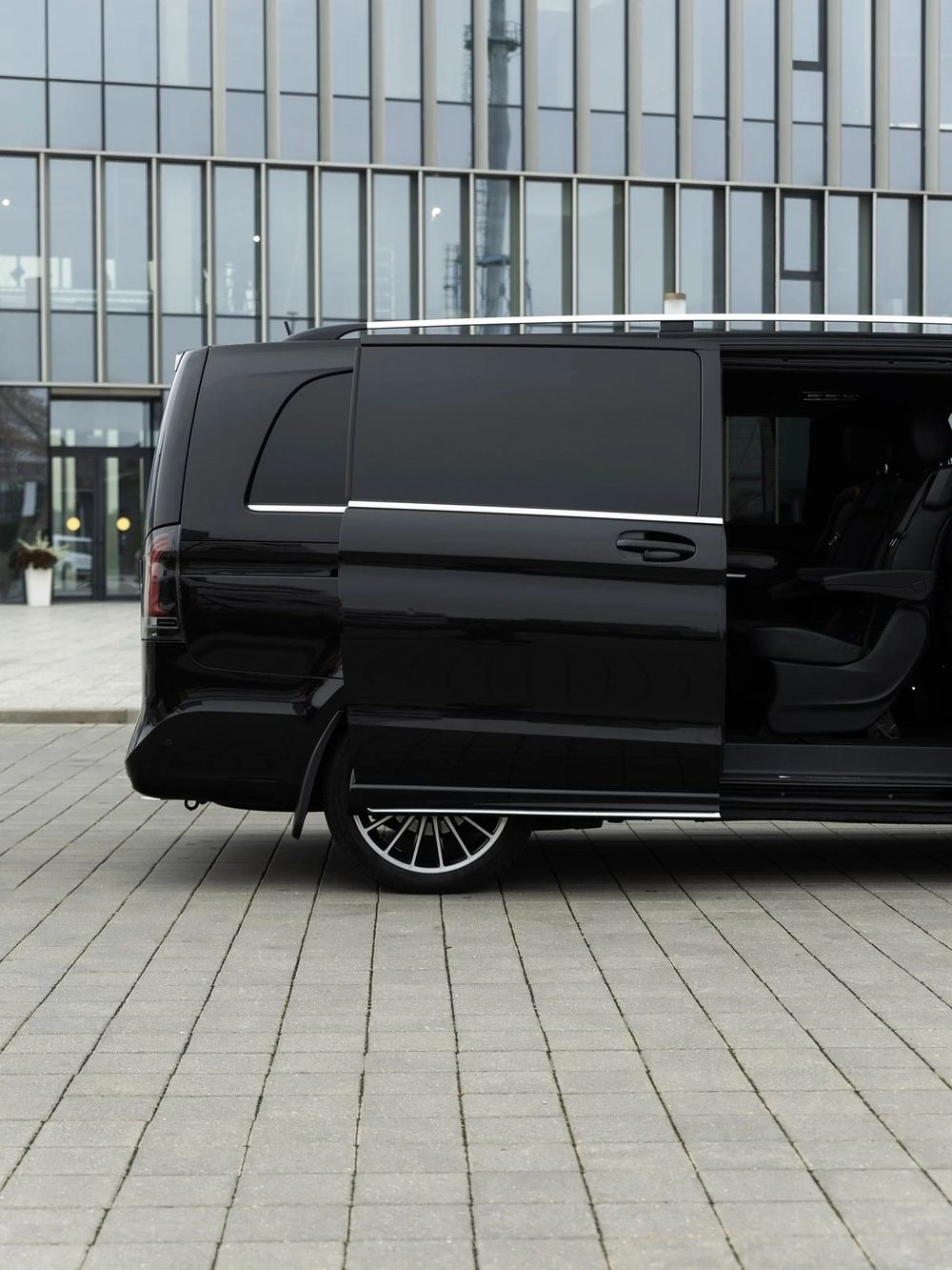 Group van